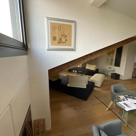 Beautiful Modern In Appartamento