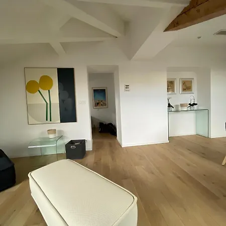 Beautiful Modern In شقة *